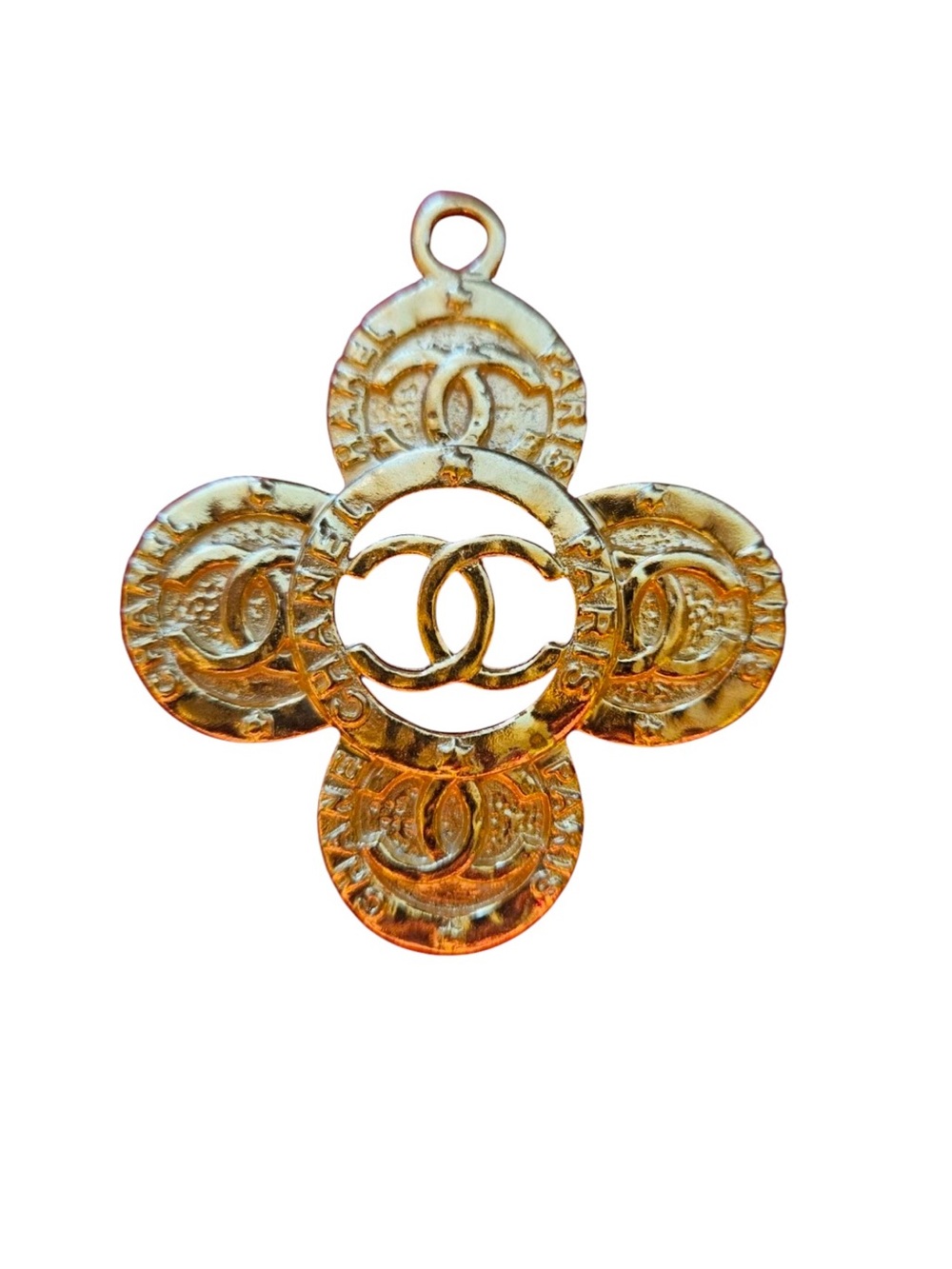CHANEL Gold-Tone Four-Leaf Clover CC Pendant Charm